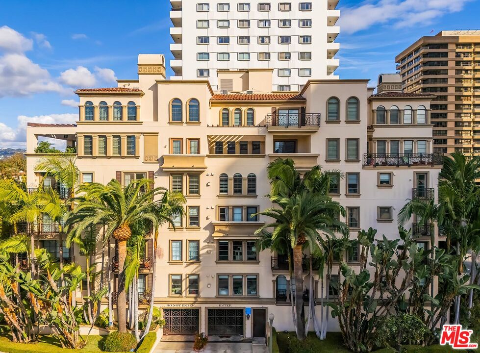 10795 Wilshire Blvd Unit: 403