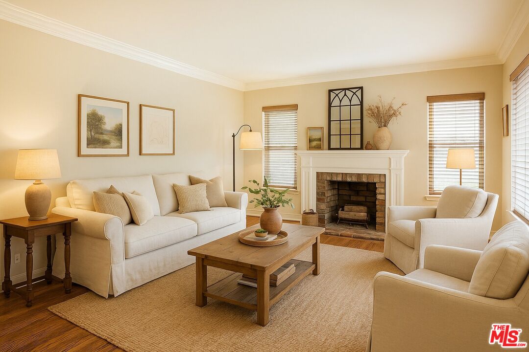 532 N San Marino Ave