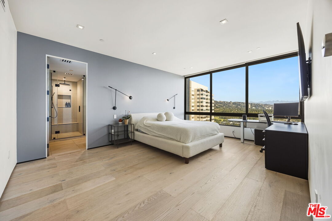 10350 Wilshire Blvd Unit: 1203