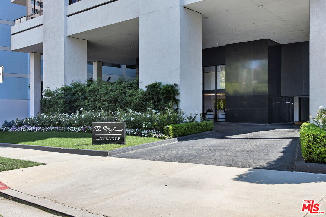 10350 Wilshire Blvd Unit: 1203