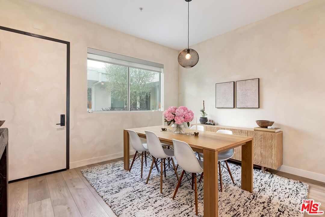 957 Figueroa Ter Unit: 321