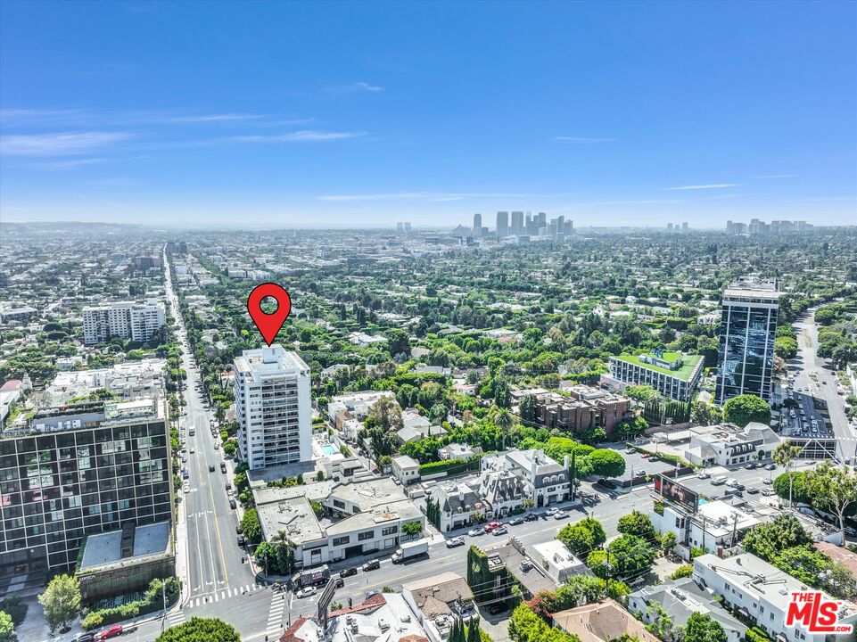 999 N Doheny Dr Unit: 306