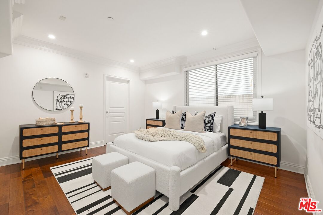 11749 Goshen Ave Unit: 102