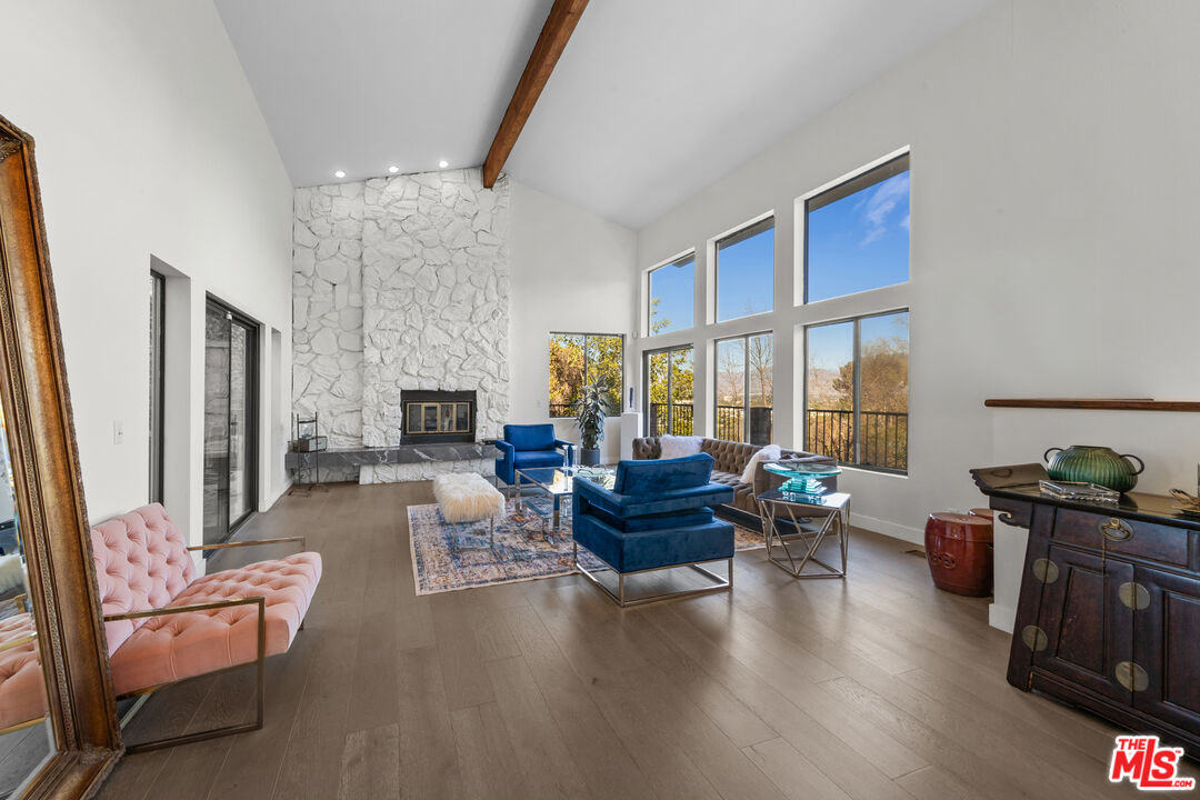 14550 Round Valley Dr