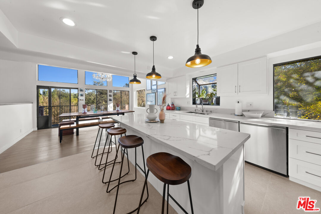 14550 Round Valley Dr