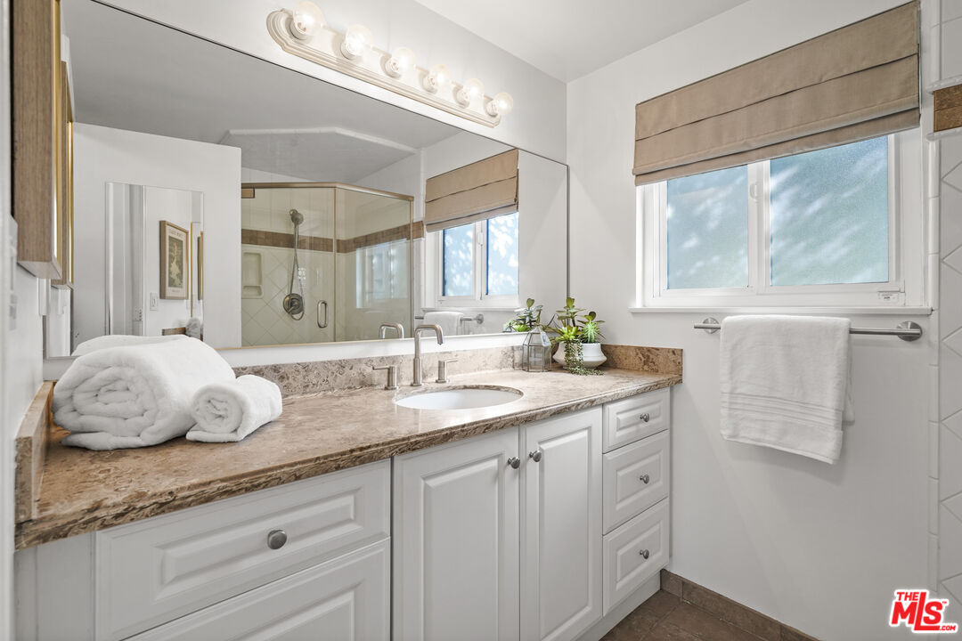 11001 Garden Grove Ave