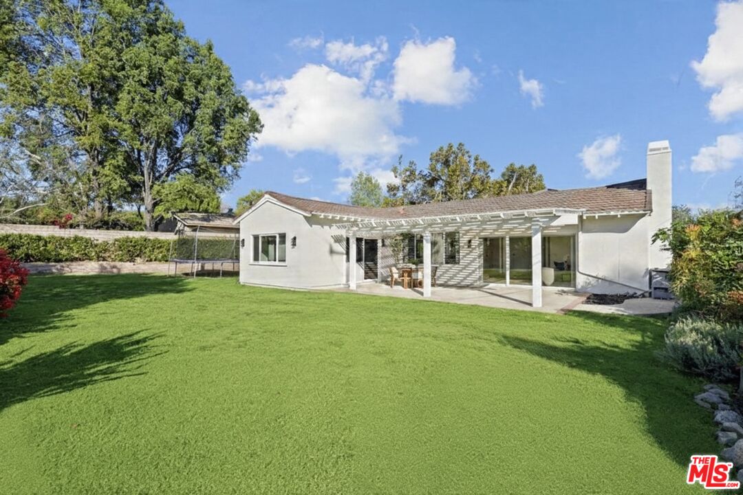 11001 Garden Grove Ave