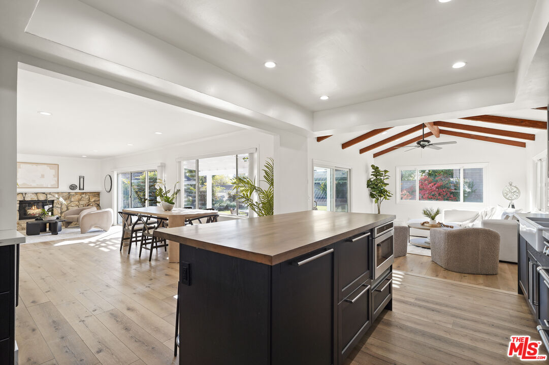 11001 Garden Grove Ave