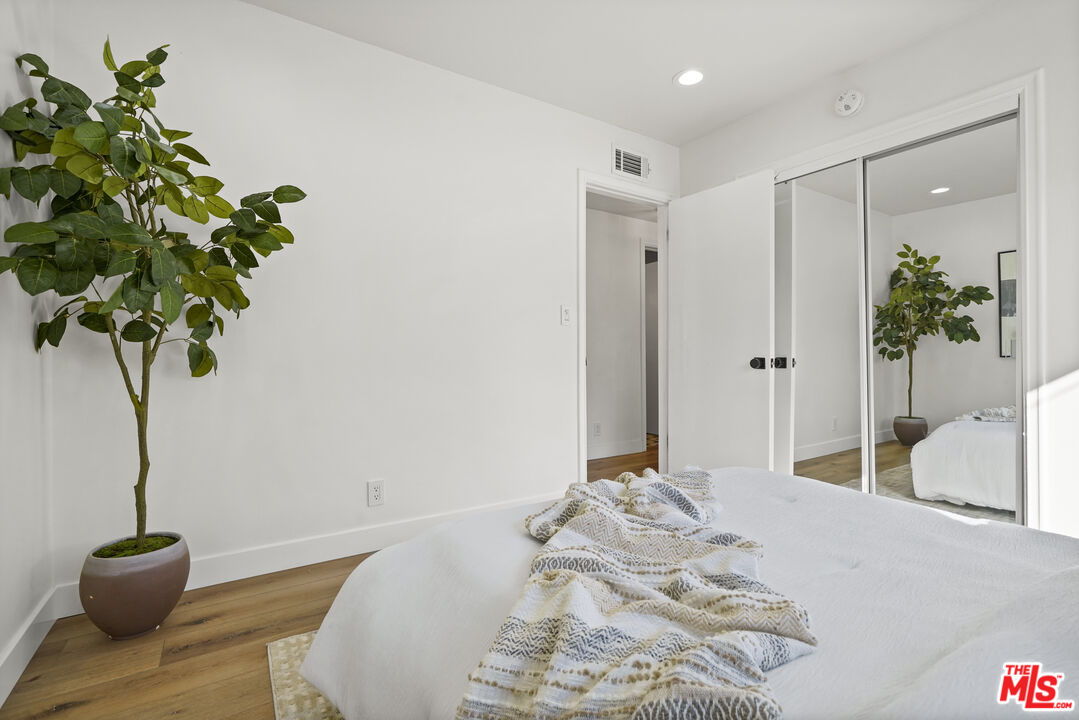 11001 Garden Grove Ave