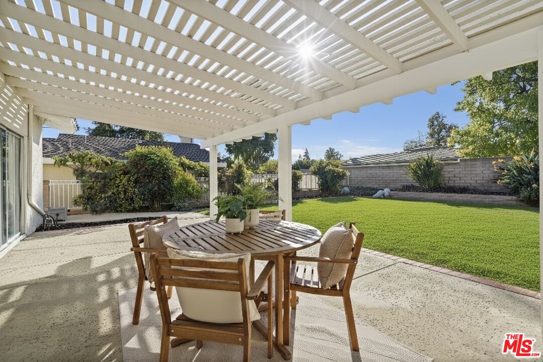 11001 Garden Grove Ave