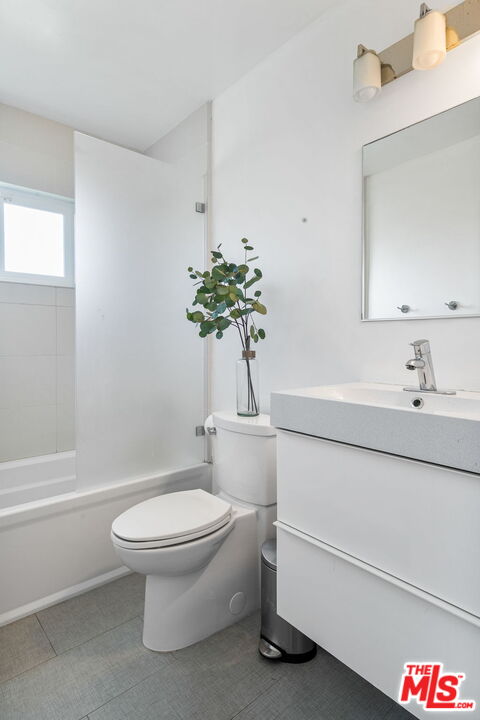 4140 Baldwin Ave Unit: C