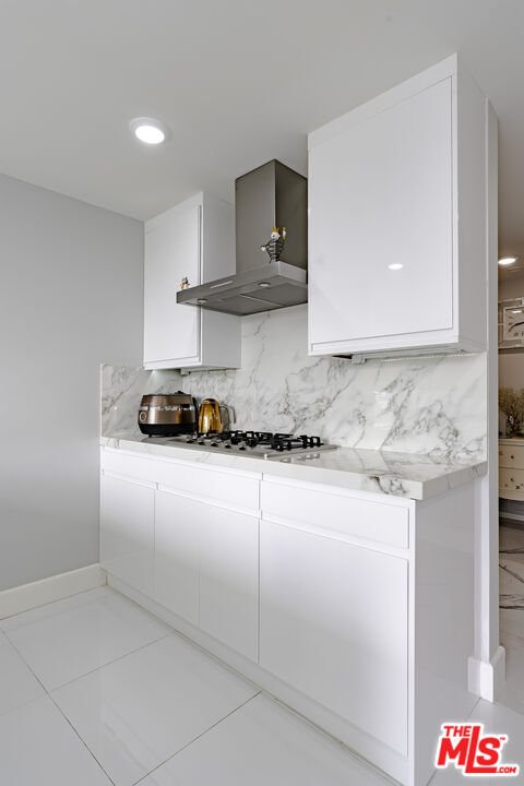 4925 Wilshire Blvd Unit: PH 302