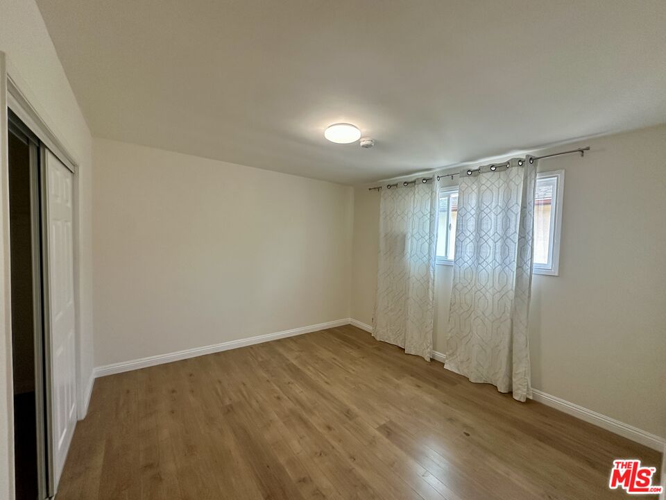 1114 S Sherbourne Dr Unit: 6