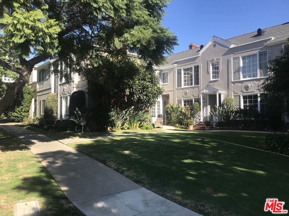 1294 Devon Ave Unit: 1292