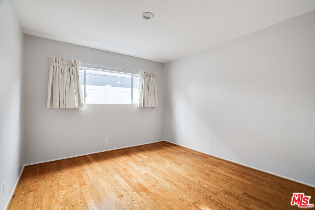 3328 Oakhurst Ave Unit: 103