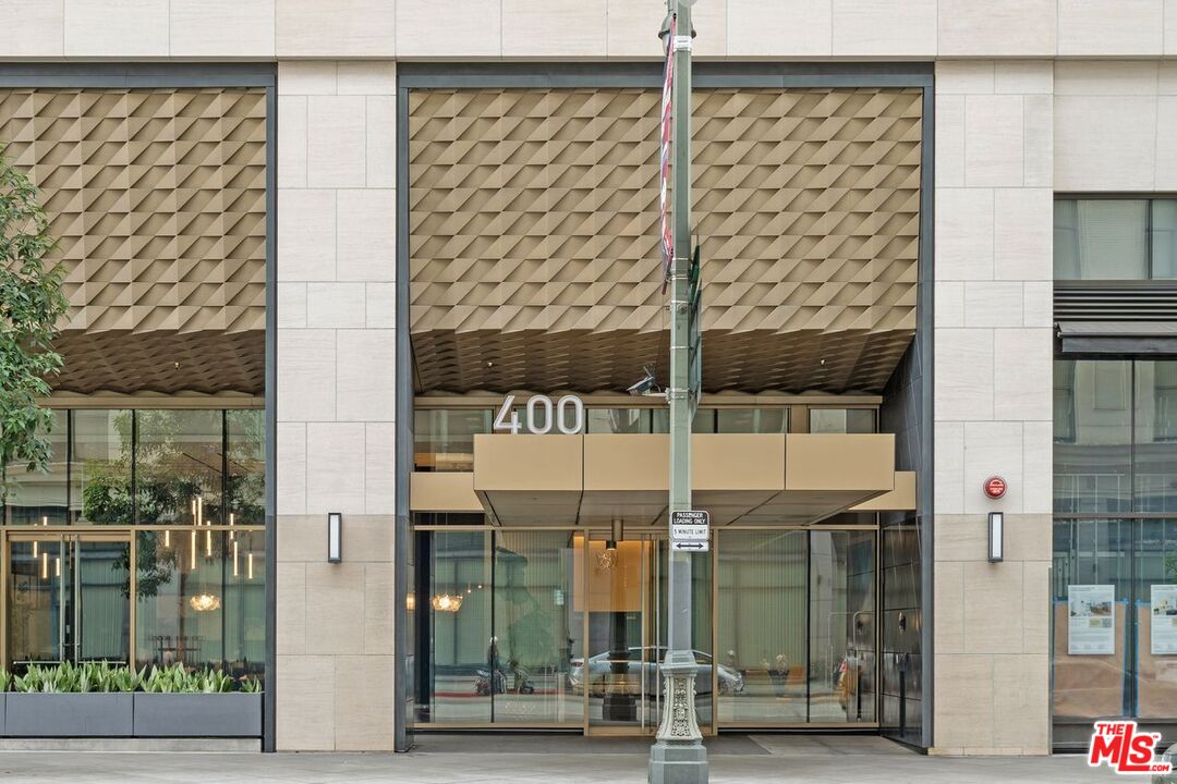 400 S Broadway Unit: 1021