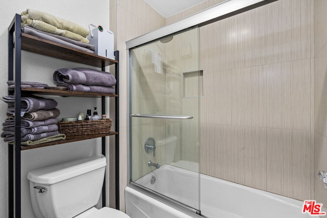 200 N Swall Dr Unit: 551