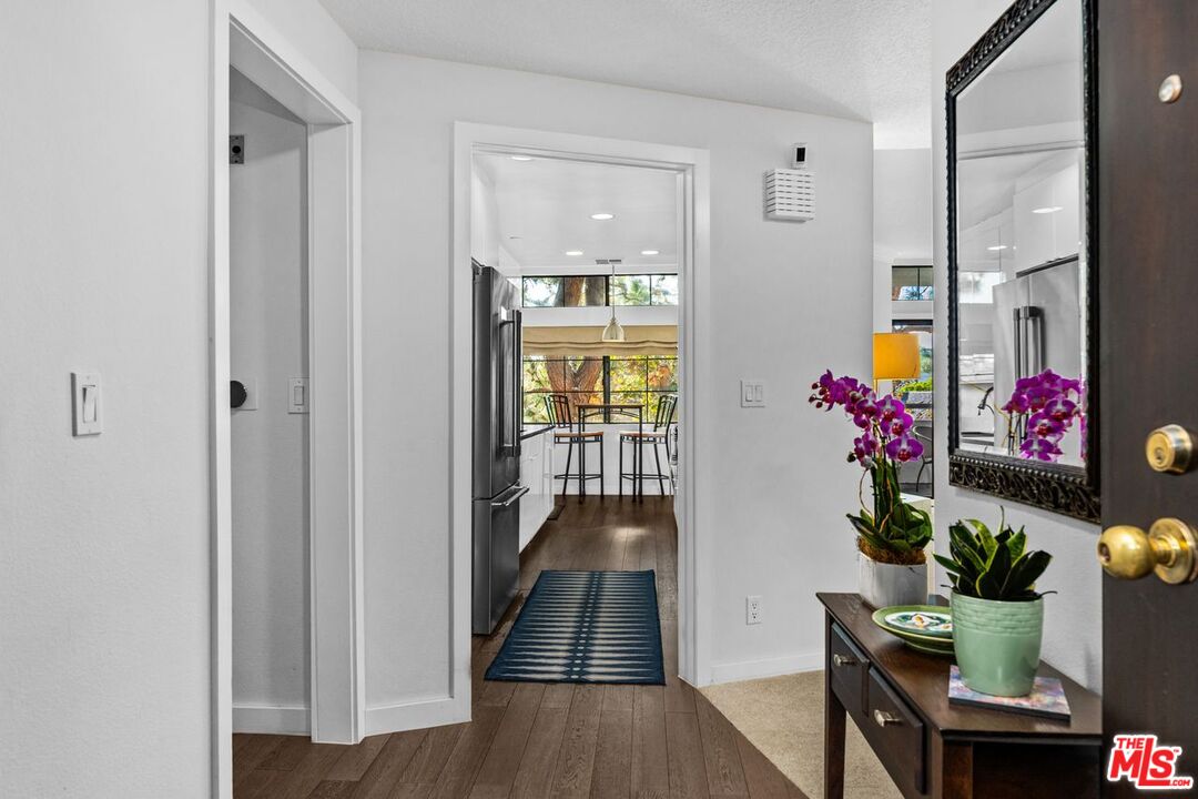 200 N Swall Dr Unit: 551