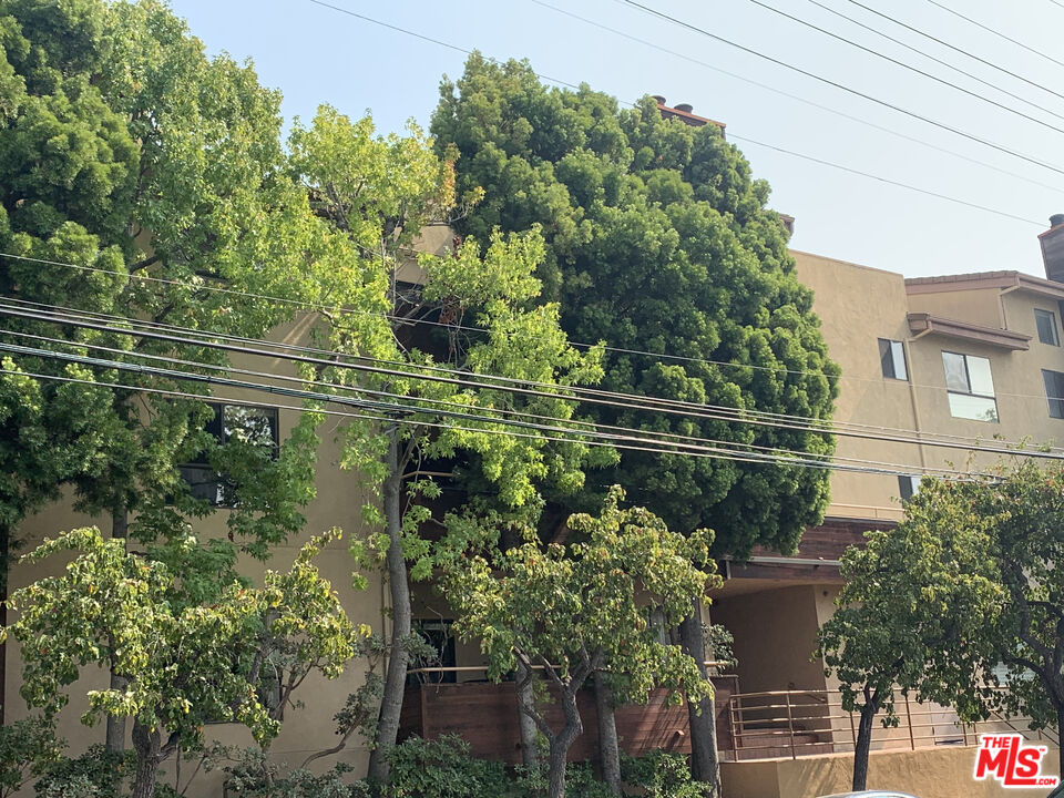 12412 Texas Ave Unit: 302