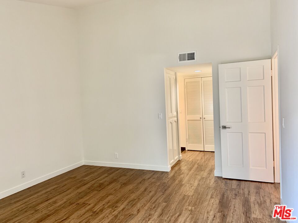 12412 Texas Ave Unit: 302
