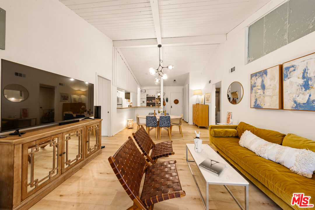 6425 Green Valley Cir Unit: 302