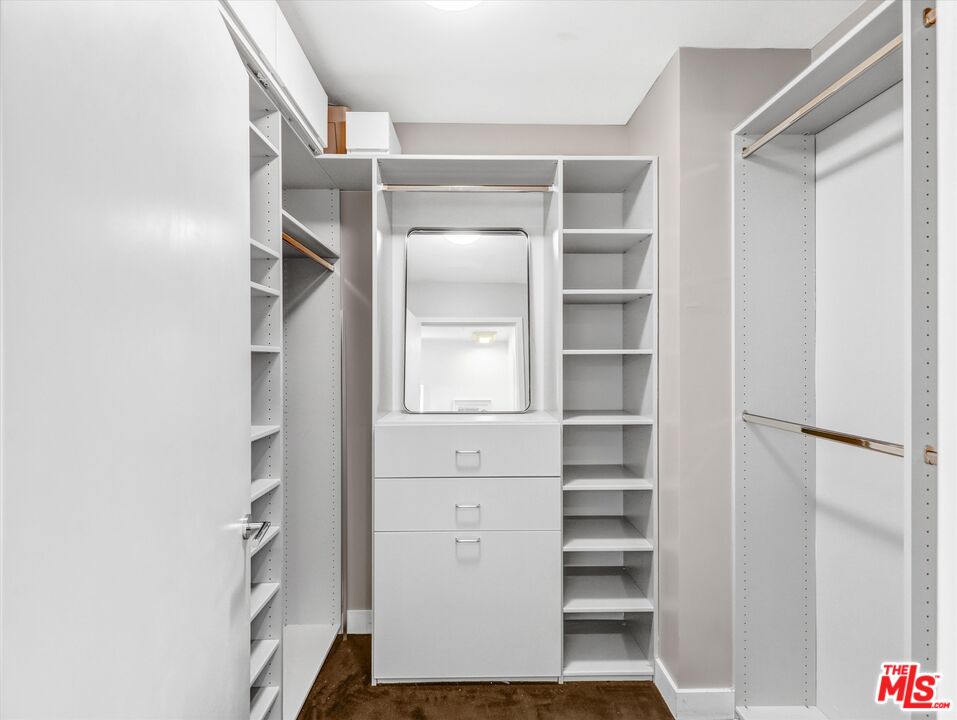 6001 Carlton Way Unit: 410