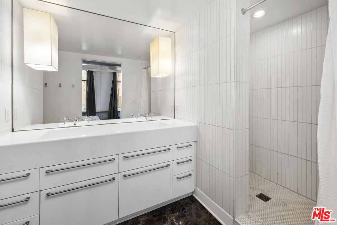 6253 Hollywood Blvd Unit: 503