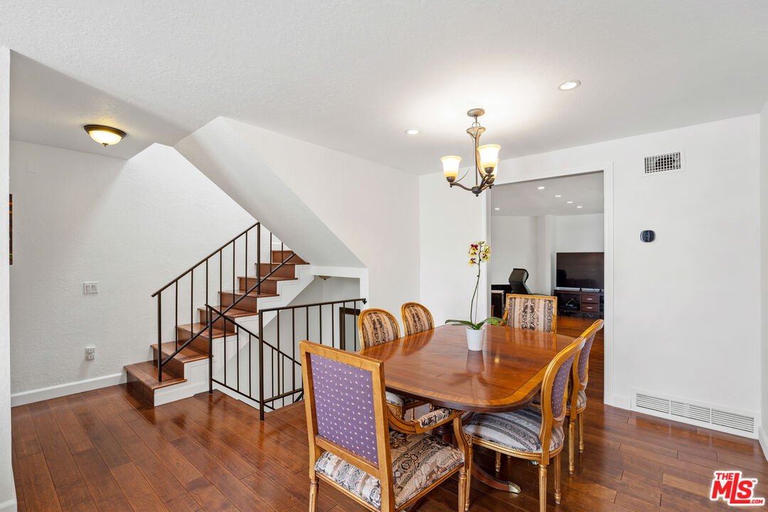 4315 Freedom Dr Unit: 7