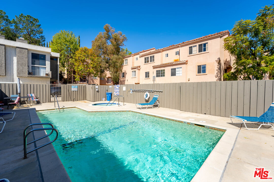 4315 Freedom Dr Unit: 7