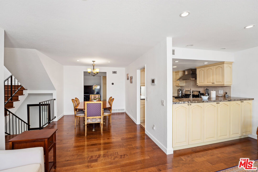 4315 Freedom Dr Unit: 7