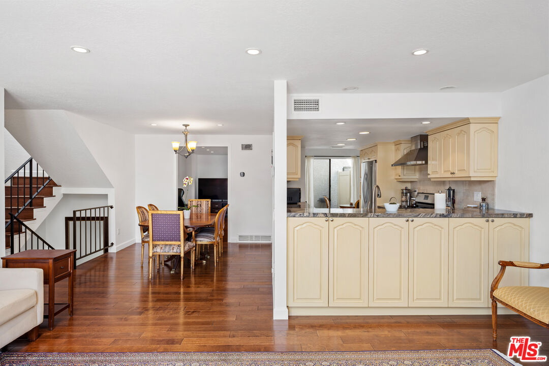 4315 Freedom Dr Unit: 7