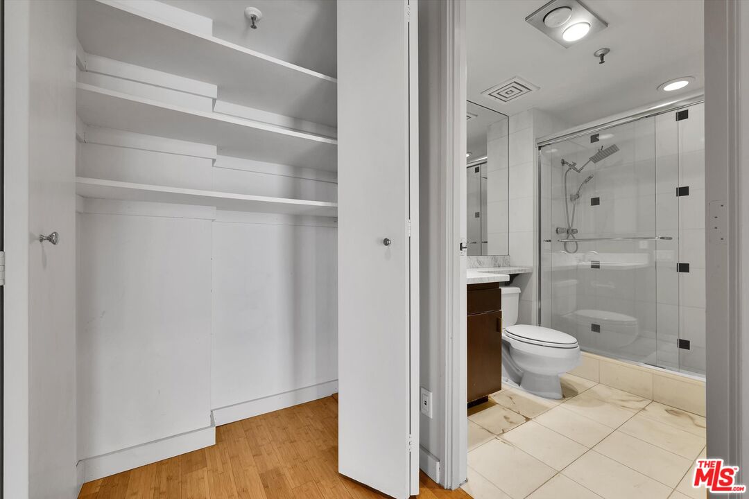 10445 Wilshire Blvd Unit: 904