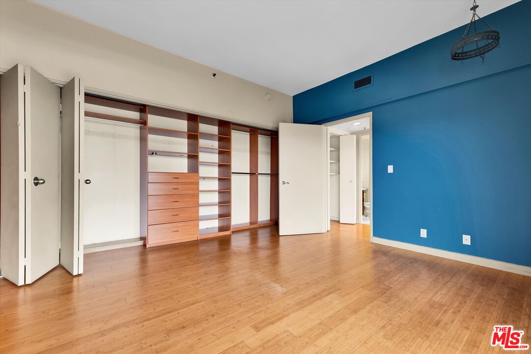 10445 Wilshire Blvd Unit: 904