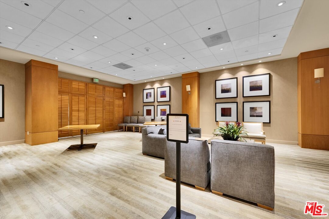 10445 Wilshire Blvd Unit: 904