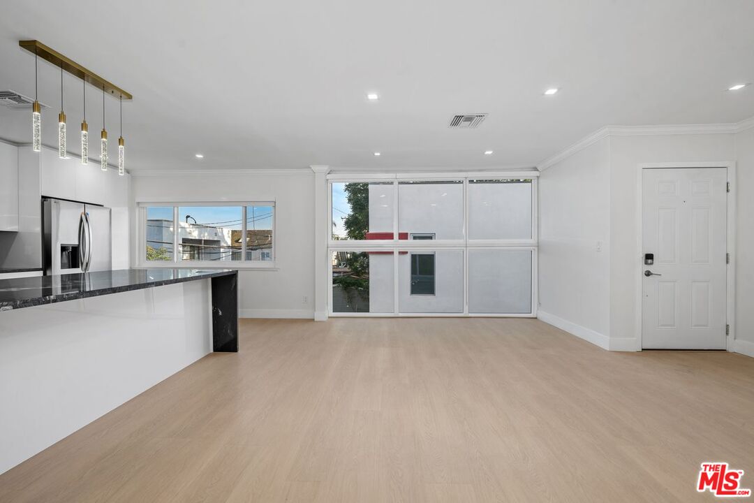 1223 23rd St Unit: C