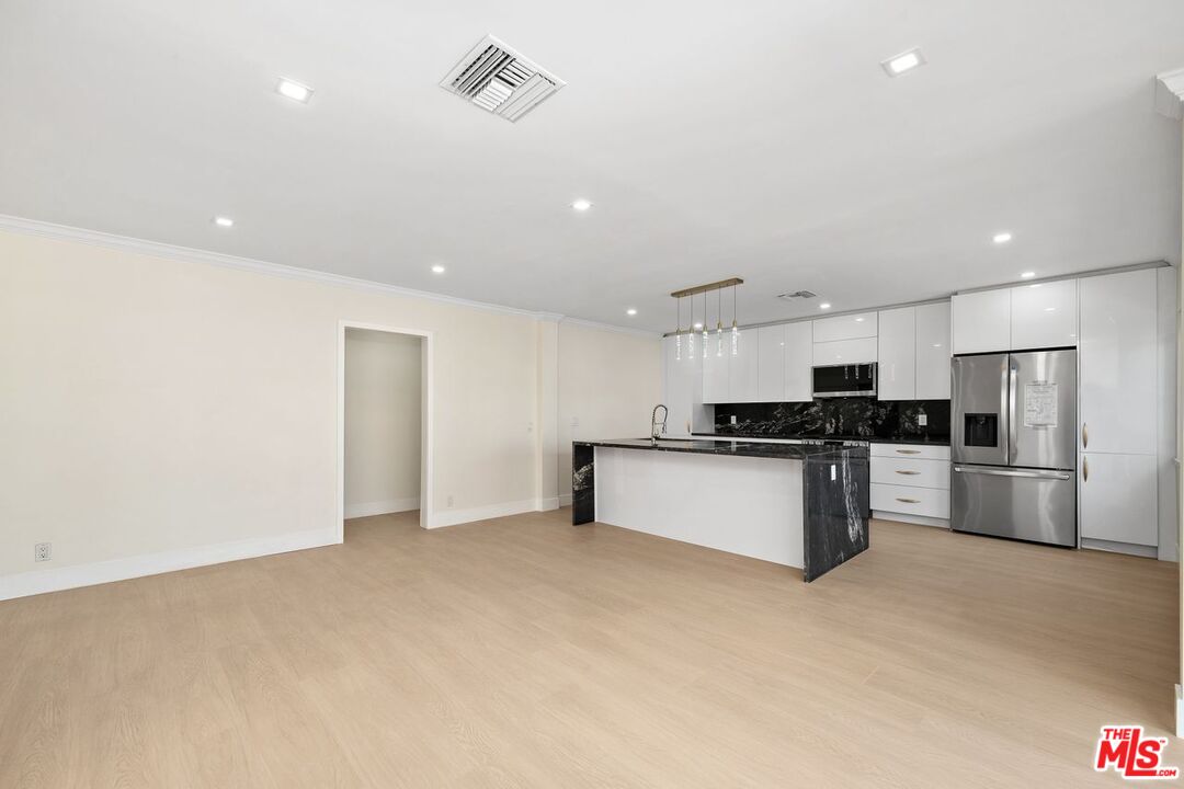 1223 23rd St Unit: C