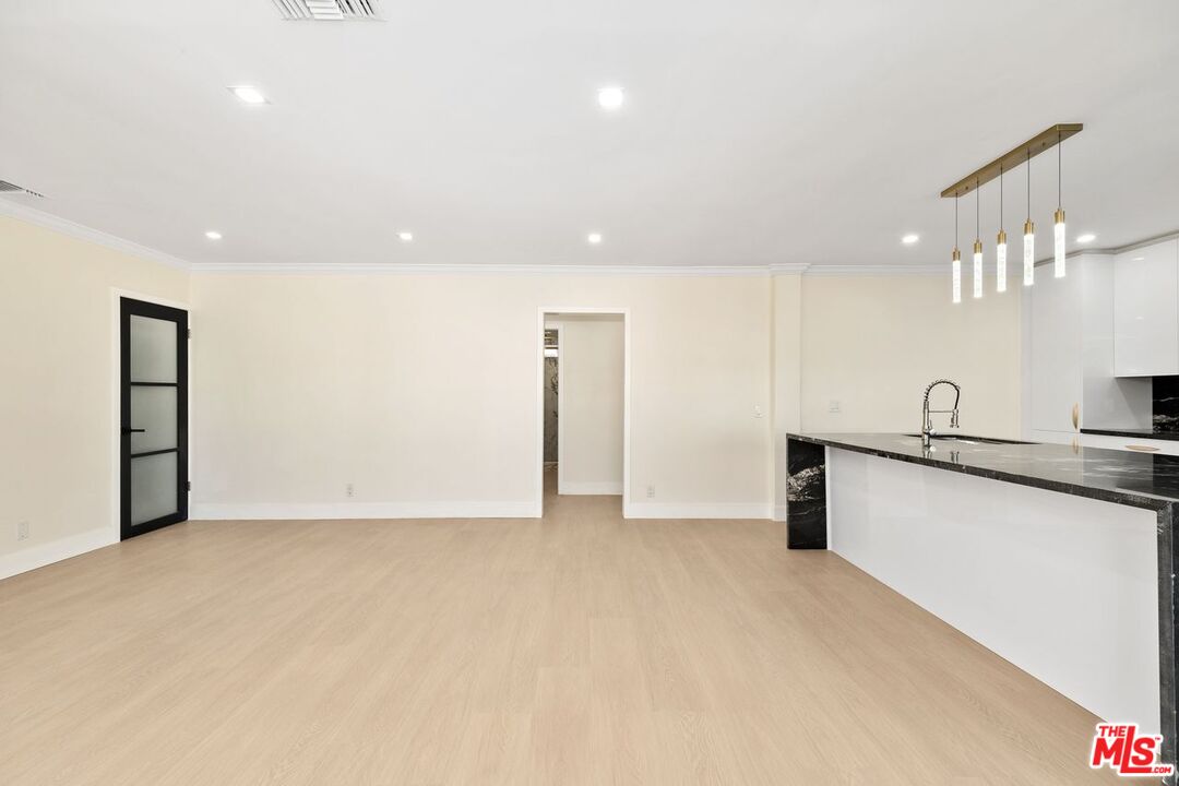 1223 23rd St Unit: C