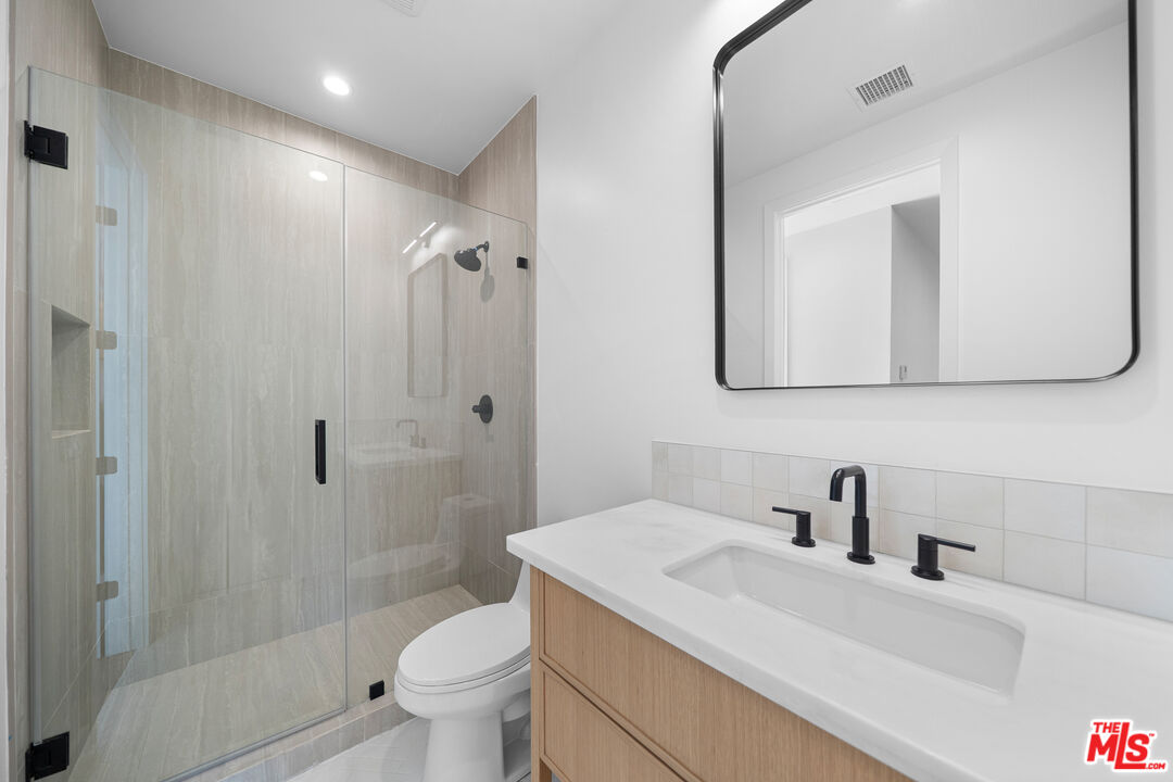 1688 N Sierra Bonita Ave