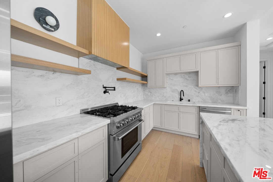 1688 N Sierra Bonita Ave