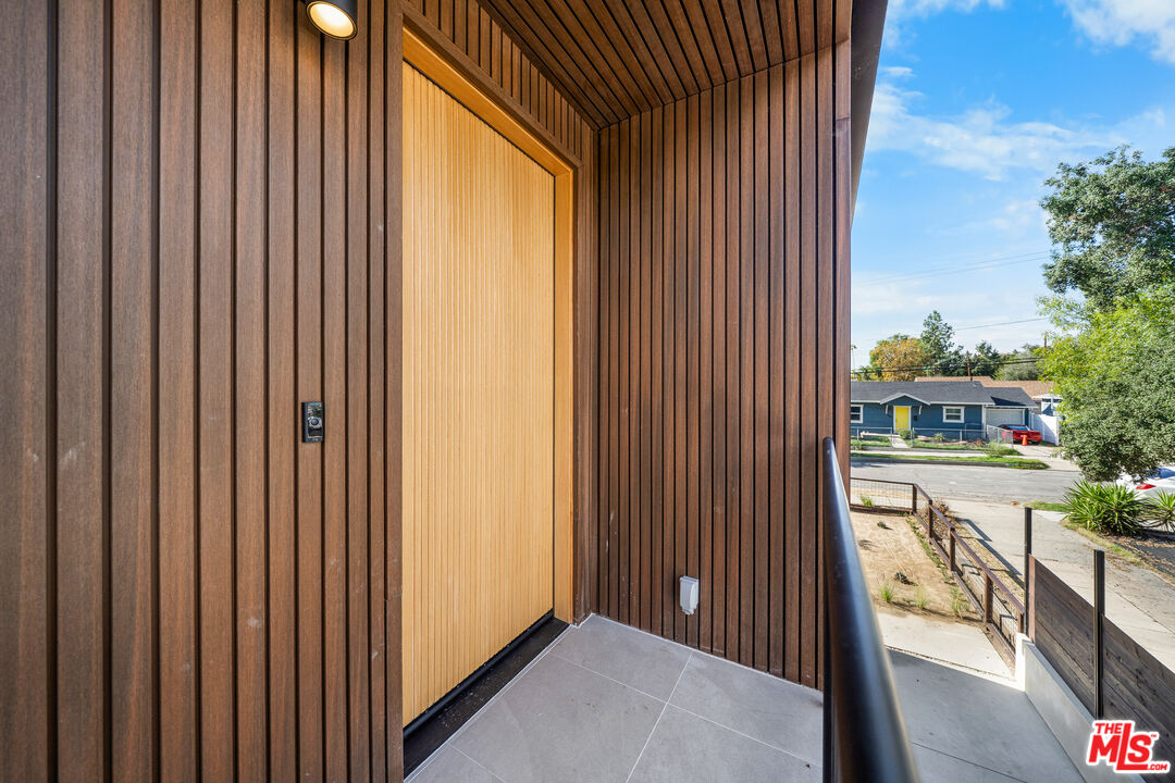 1688 N Sierra Bonita Ave