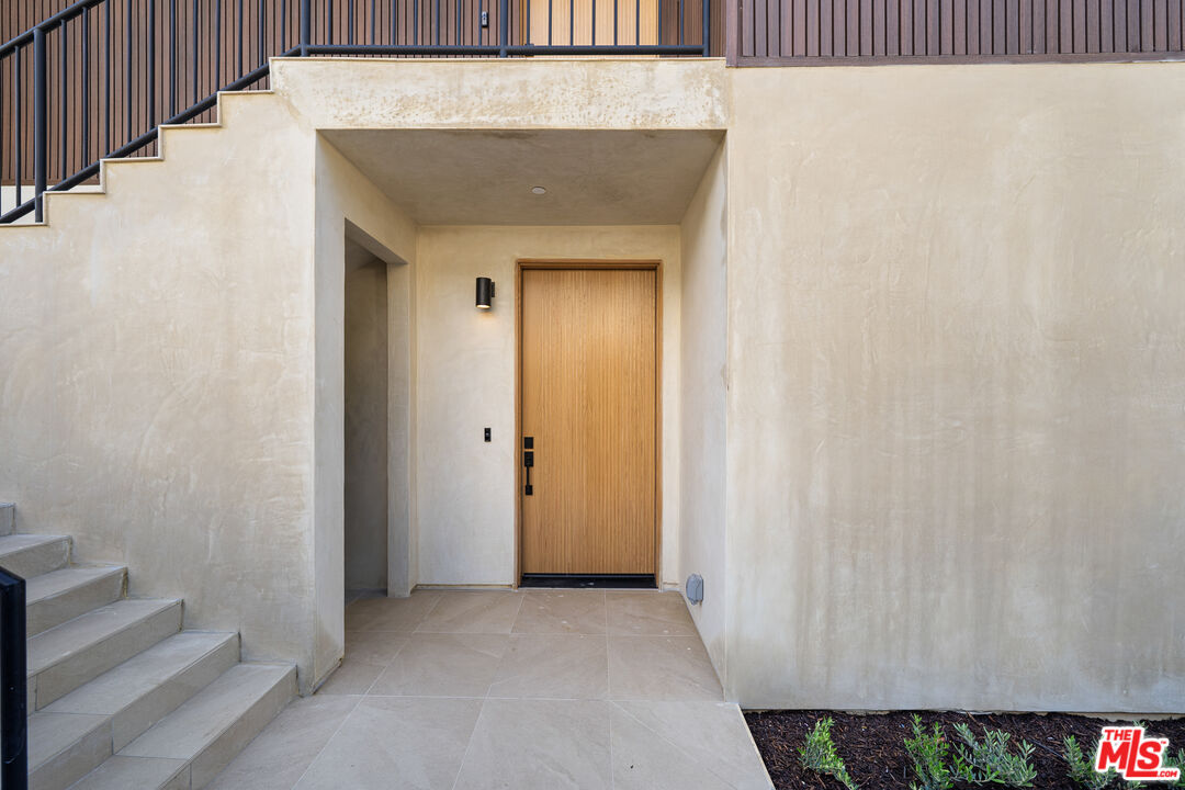 1688 N Sierra Bonita Ave