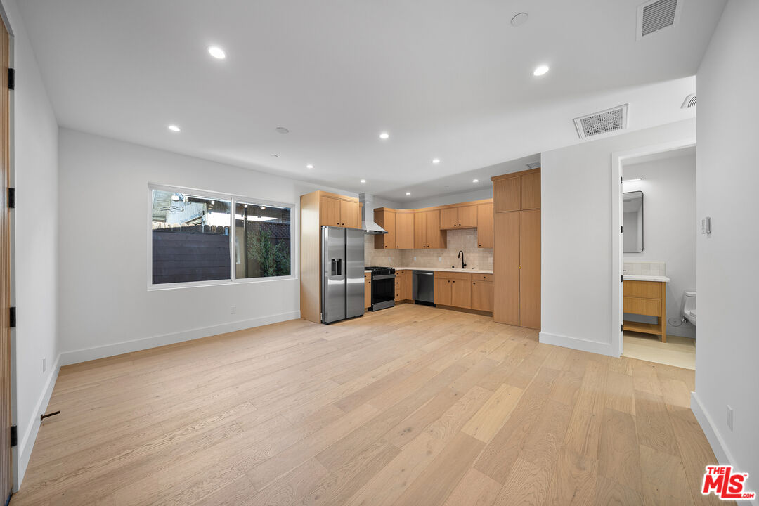 1688 N Sierra Bonita Ave