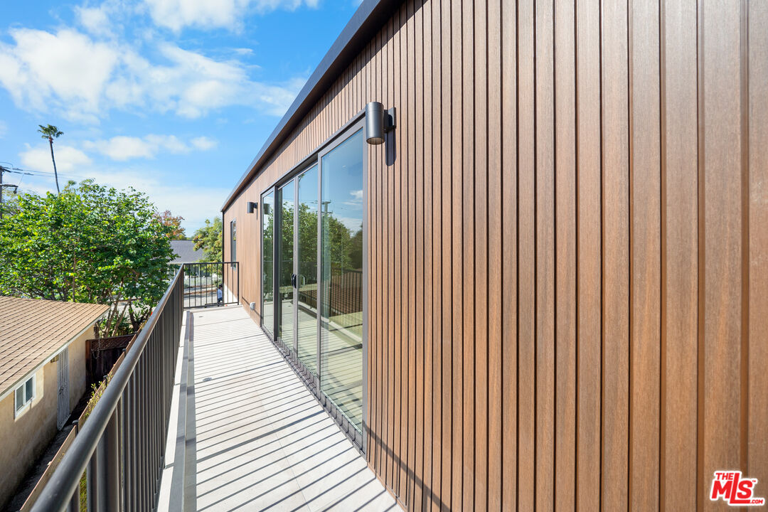 1688 N Sierra Bonita Ave