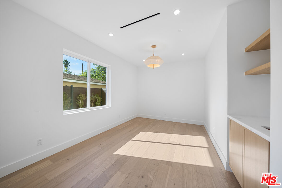 1688 N Sierra Bonita Ave