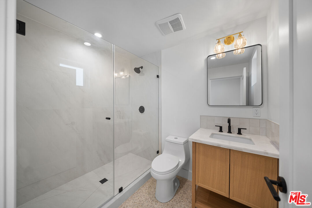 1688 N Sierra Bonita Ave