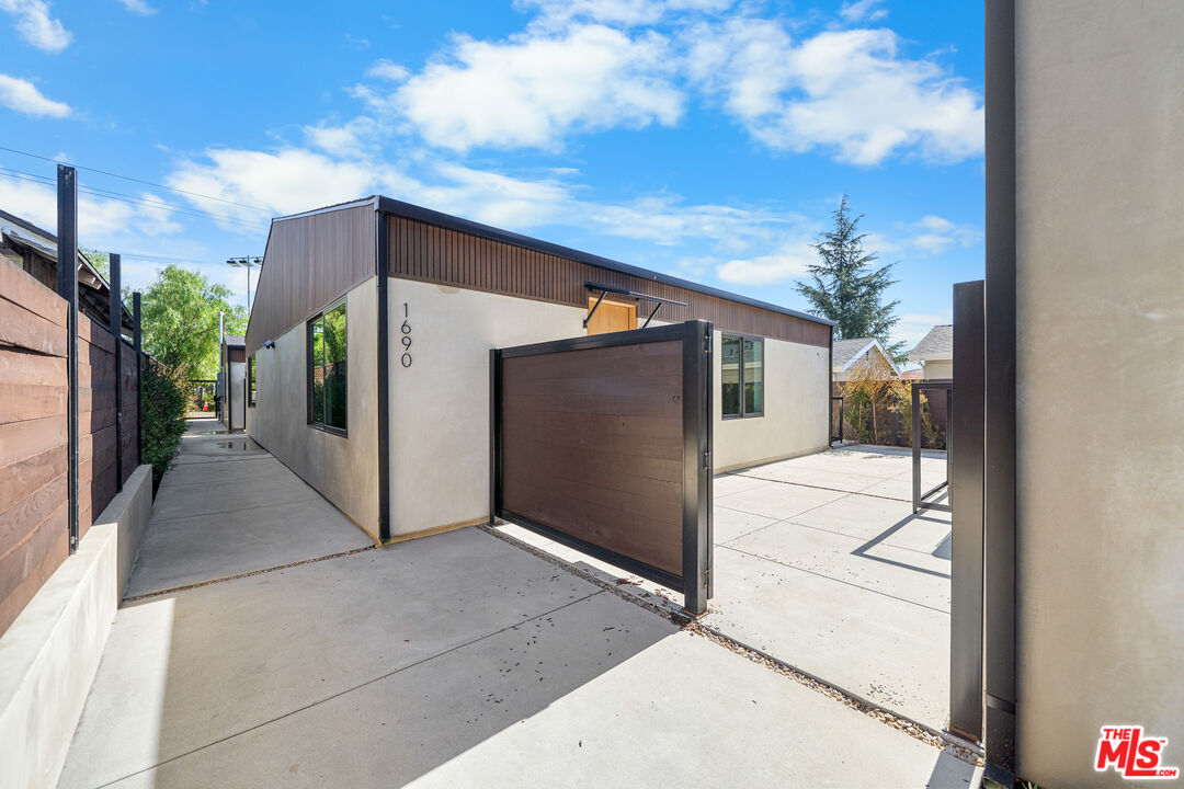 1688 N Sierra Bonita Ave