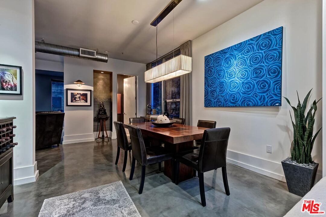 1137 Hacienda Pl Unit: 104