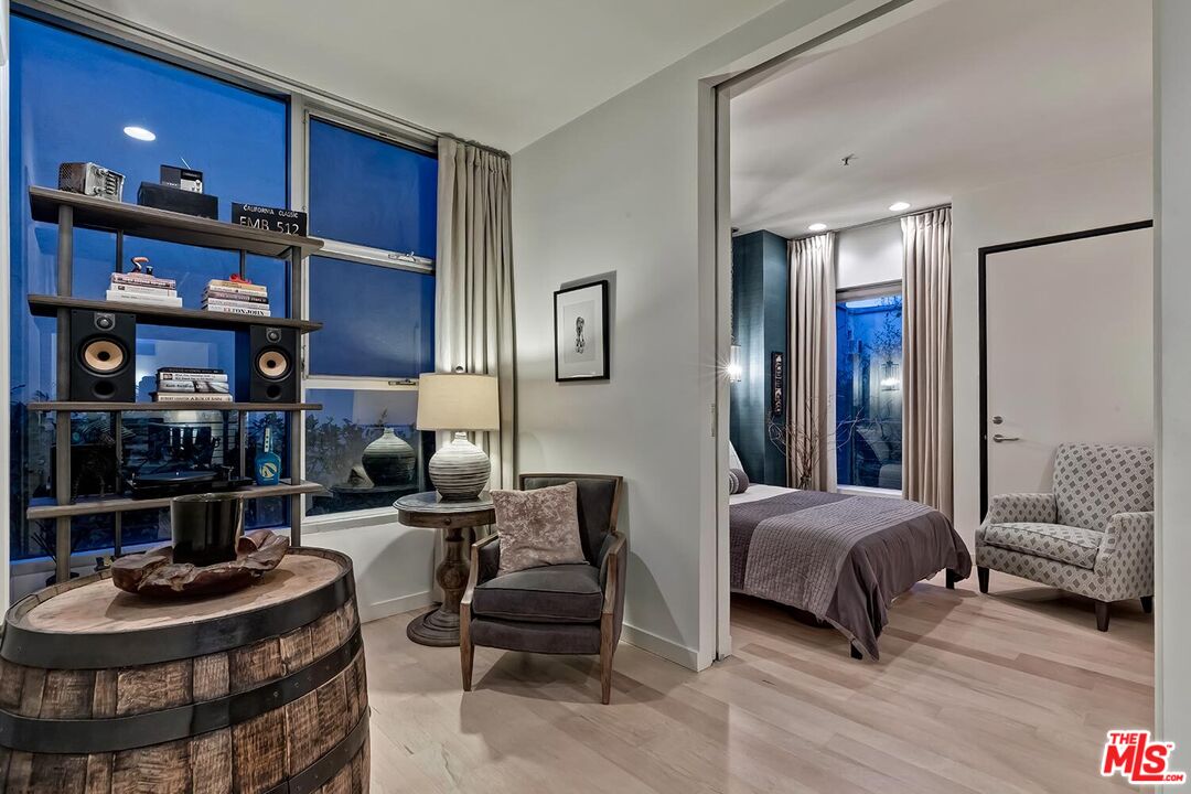 1137 Hacienda Pl Unit: 104