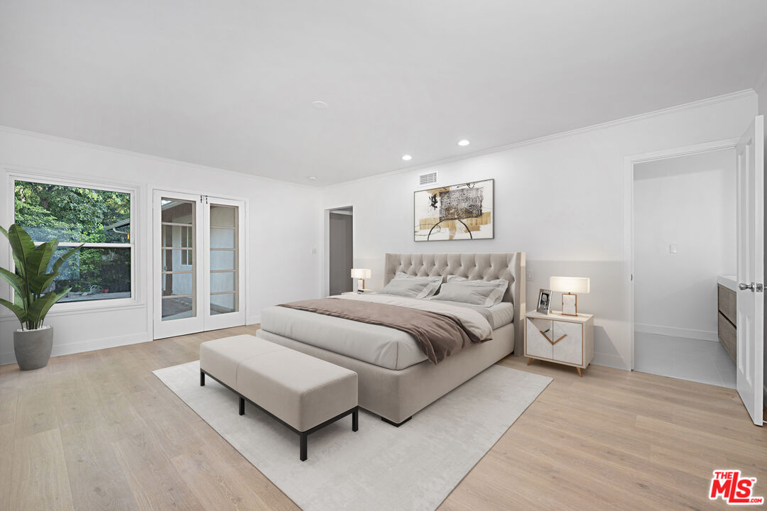 1805 Nichols Canyon Rd