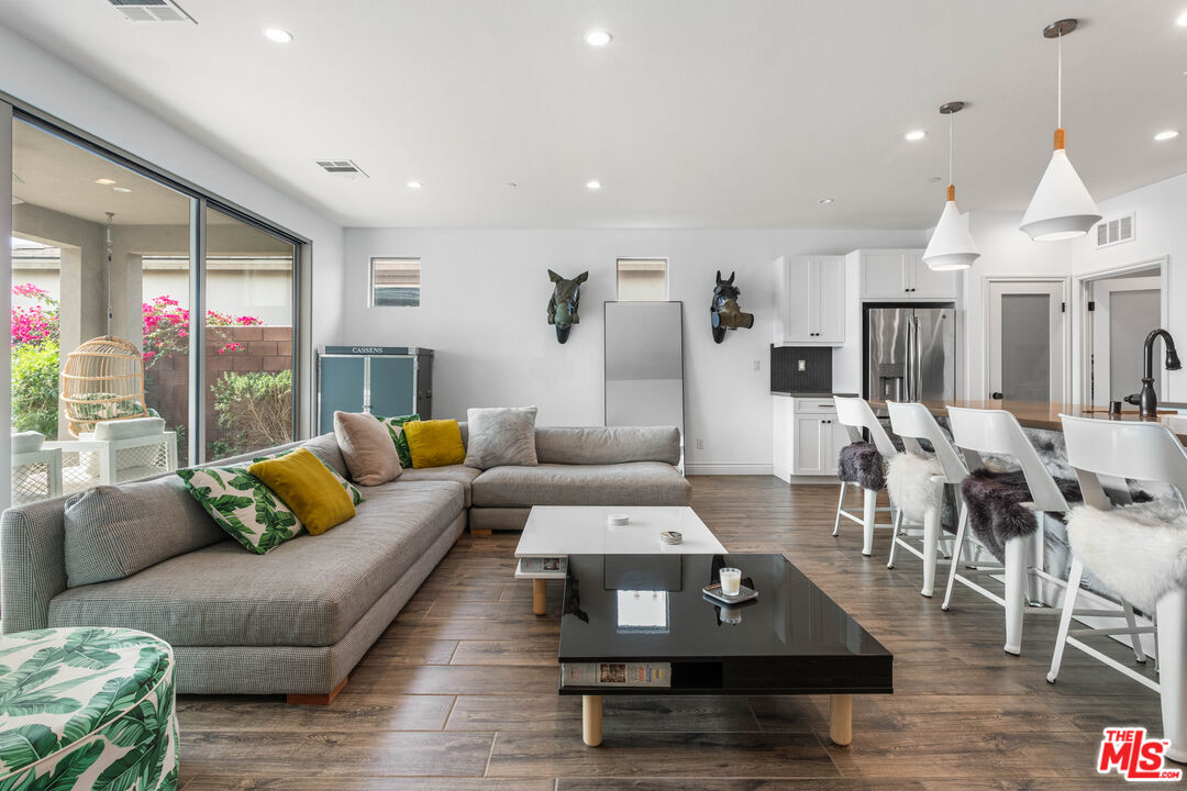 82425 Murray Canyon Dr